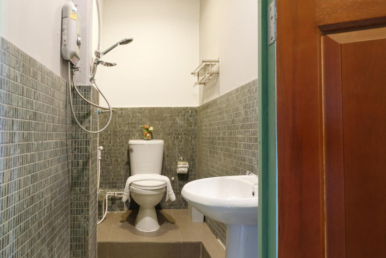 Ilili House Hostel Chiang Mai Luaran gambar